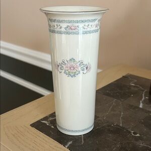 Lenox Charleston Elegant Floral Vase